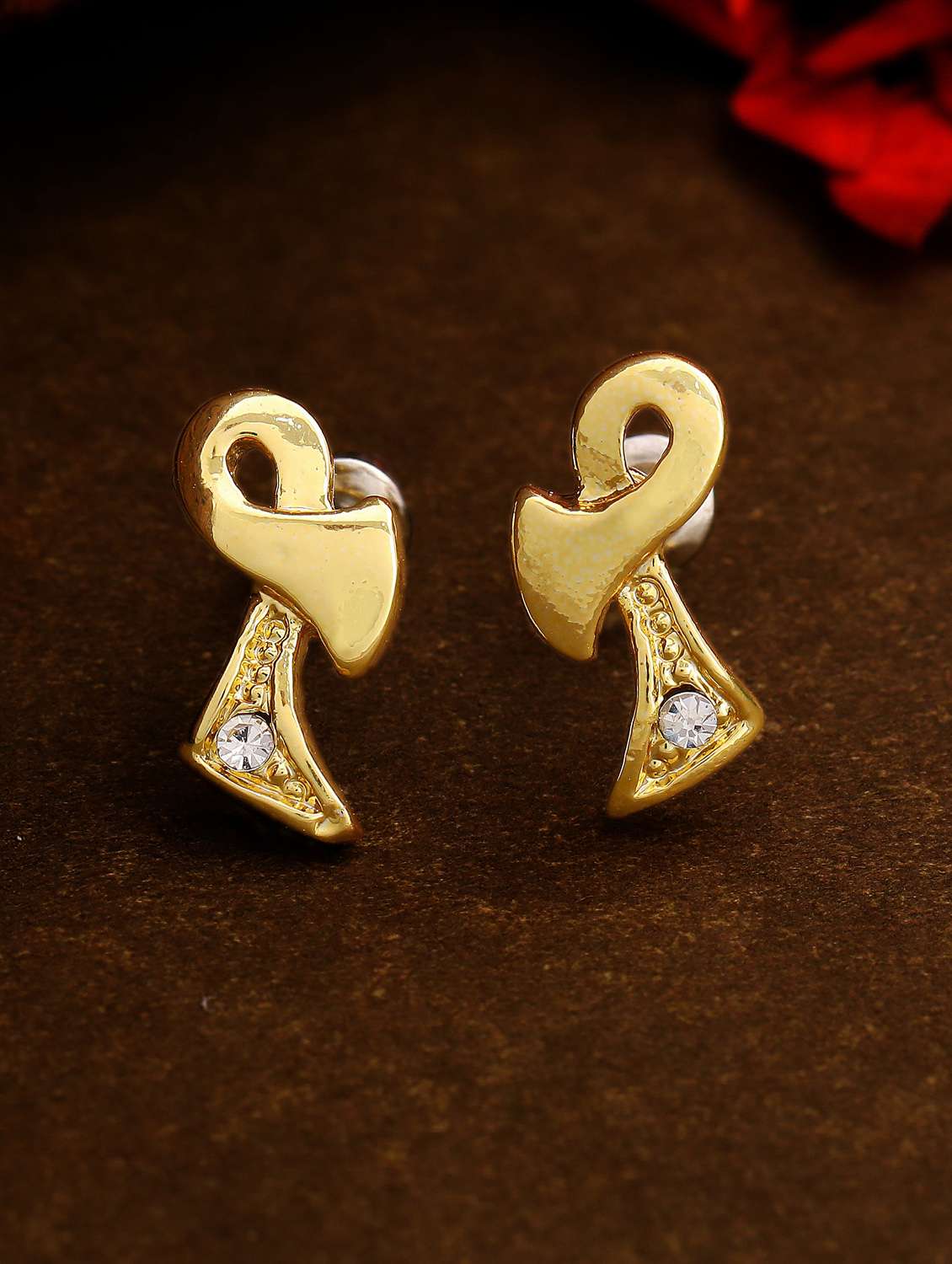 gold  metal studs earring