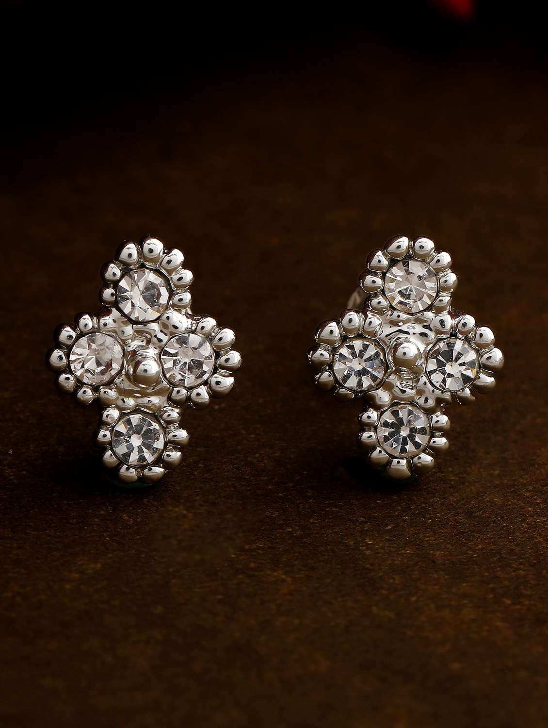 silver metal studs earring