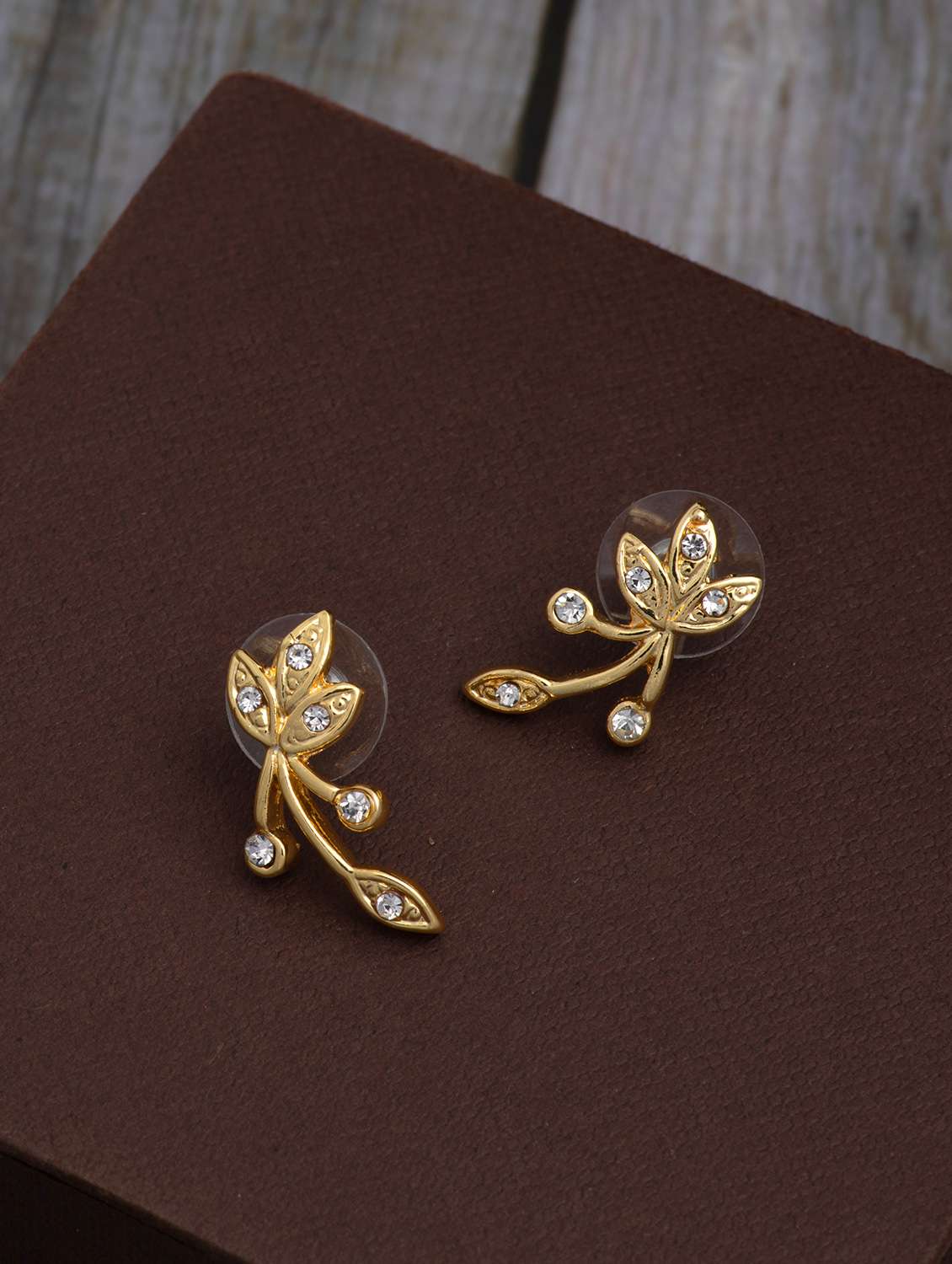Gold Metal Studs Earring
