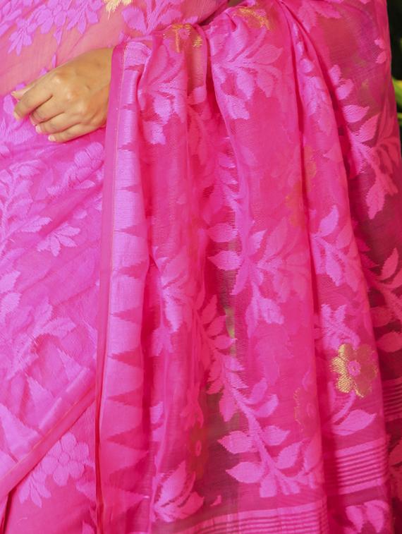 floral jamdani saree - 17547024 - Standard Image - 2