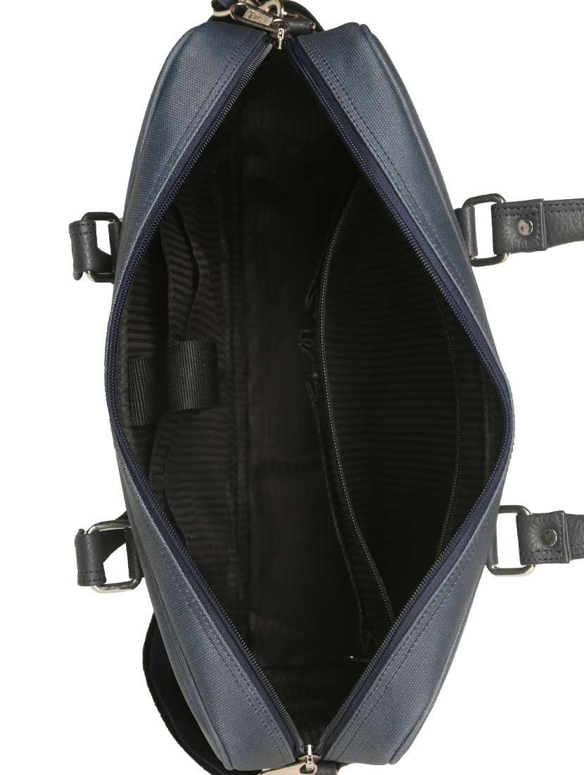 blue canvas laptop bag - 17549148 -  Standard Image - 2