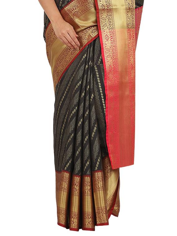 jacquard banarasi saree with blouse - 17553936 - Standard Image - 2