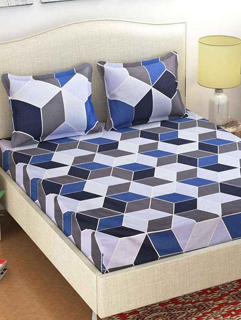 1 supersoft king size double bedsheet with 2 pillow covers