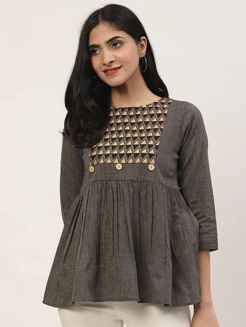 round neck gather detail top