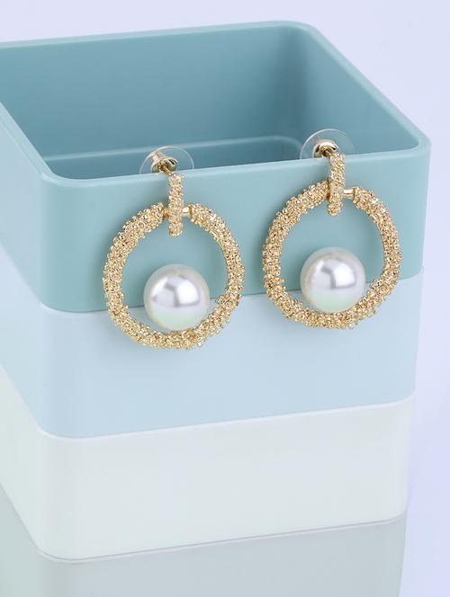 gold metal drop earring - 17563884 - Standard Image - 0
