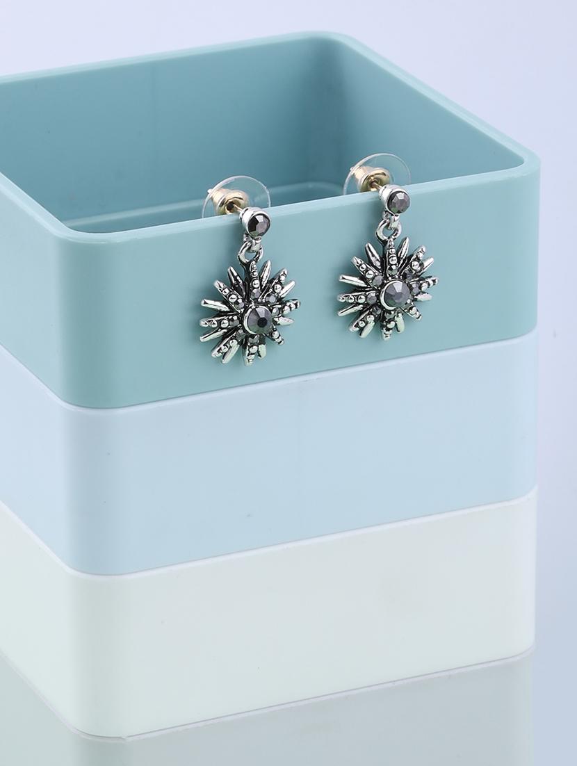 black metal drop earring - 17563888 - Zoom Image - 0