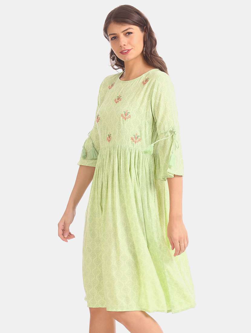 bell sleeved printed a-line dress