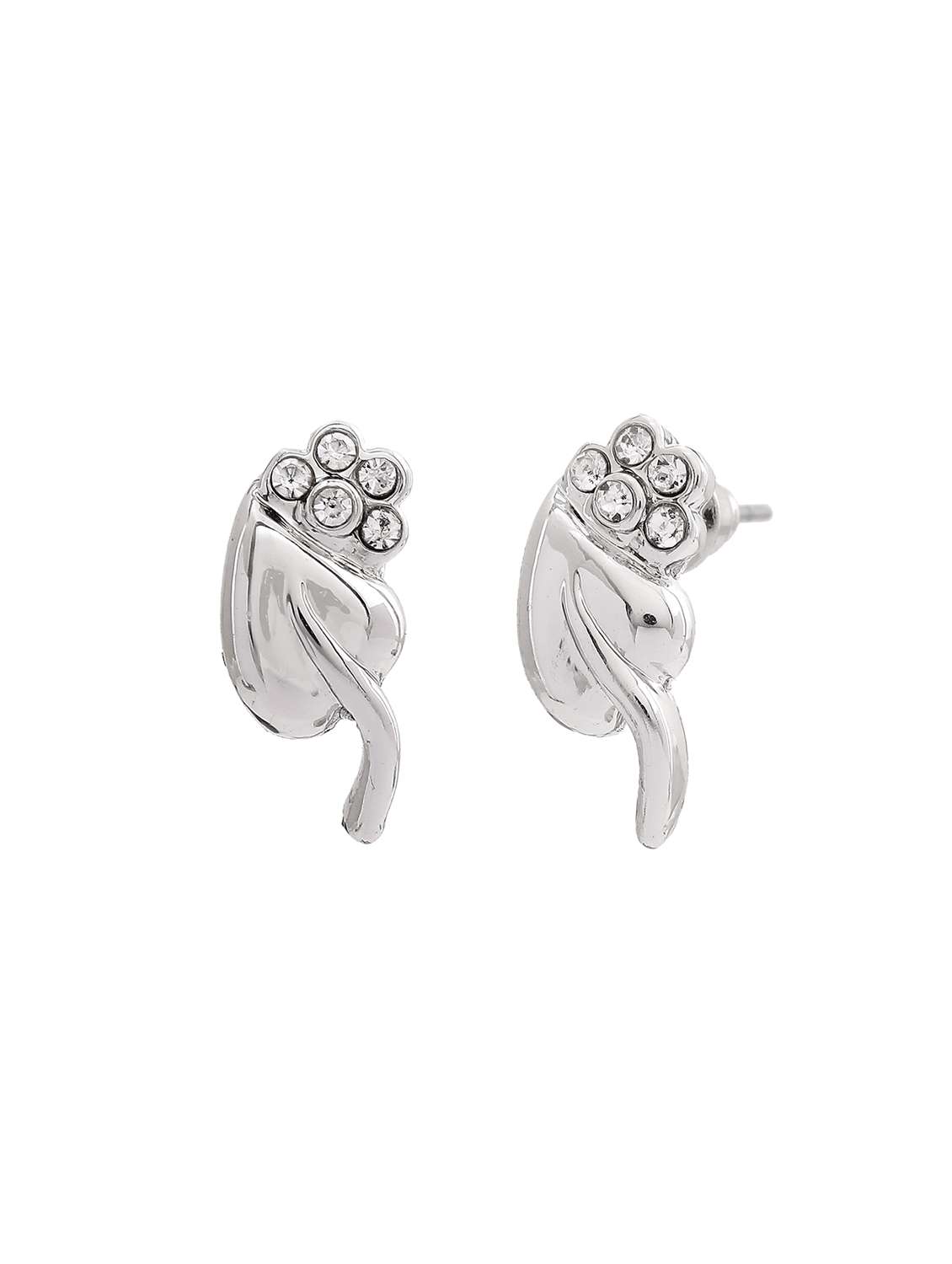 silver metal studs earring - 17595857 -  Standard Image - 2