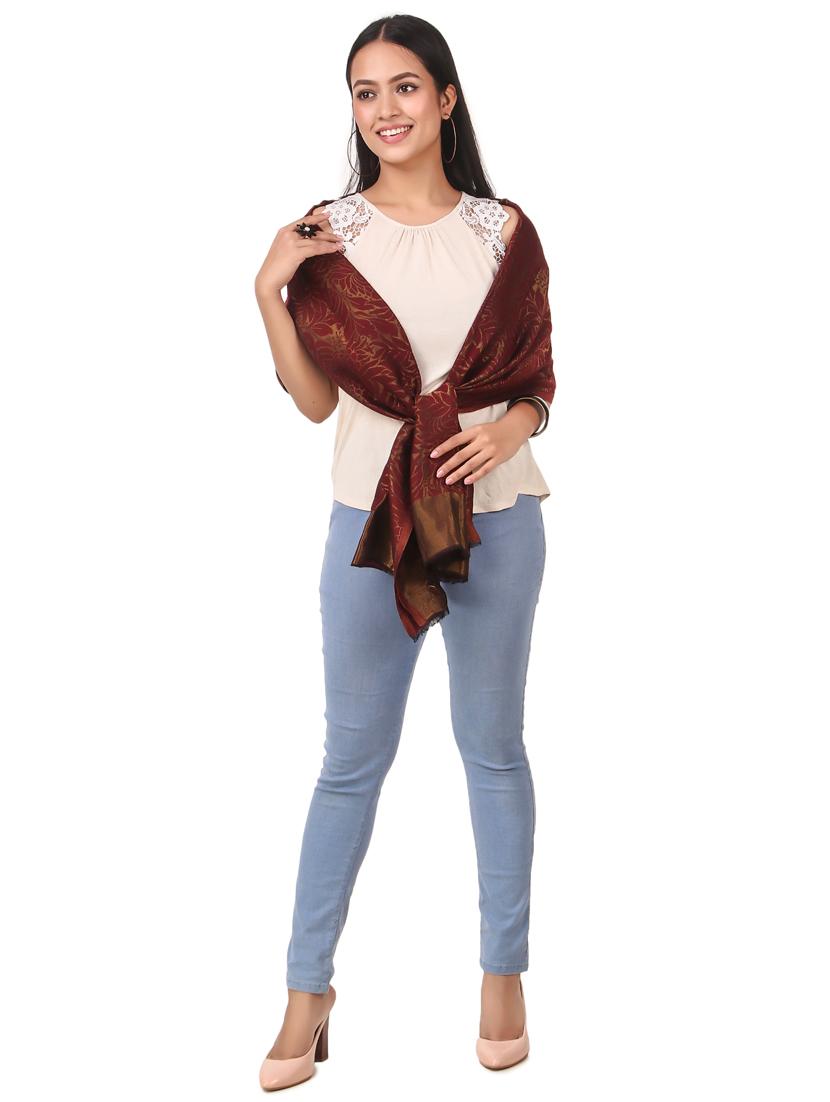 red wool stole - 17596085 - Standard Image - 2