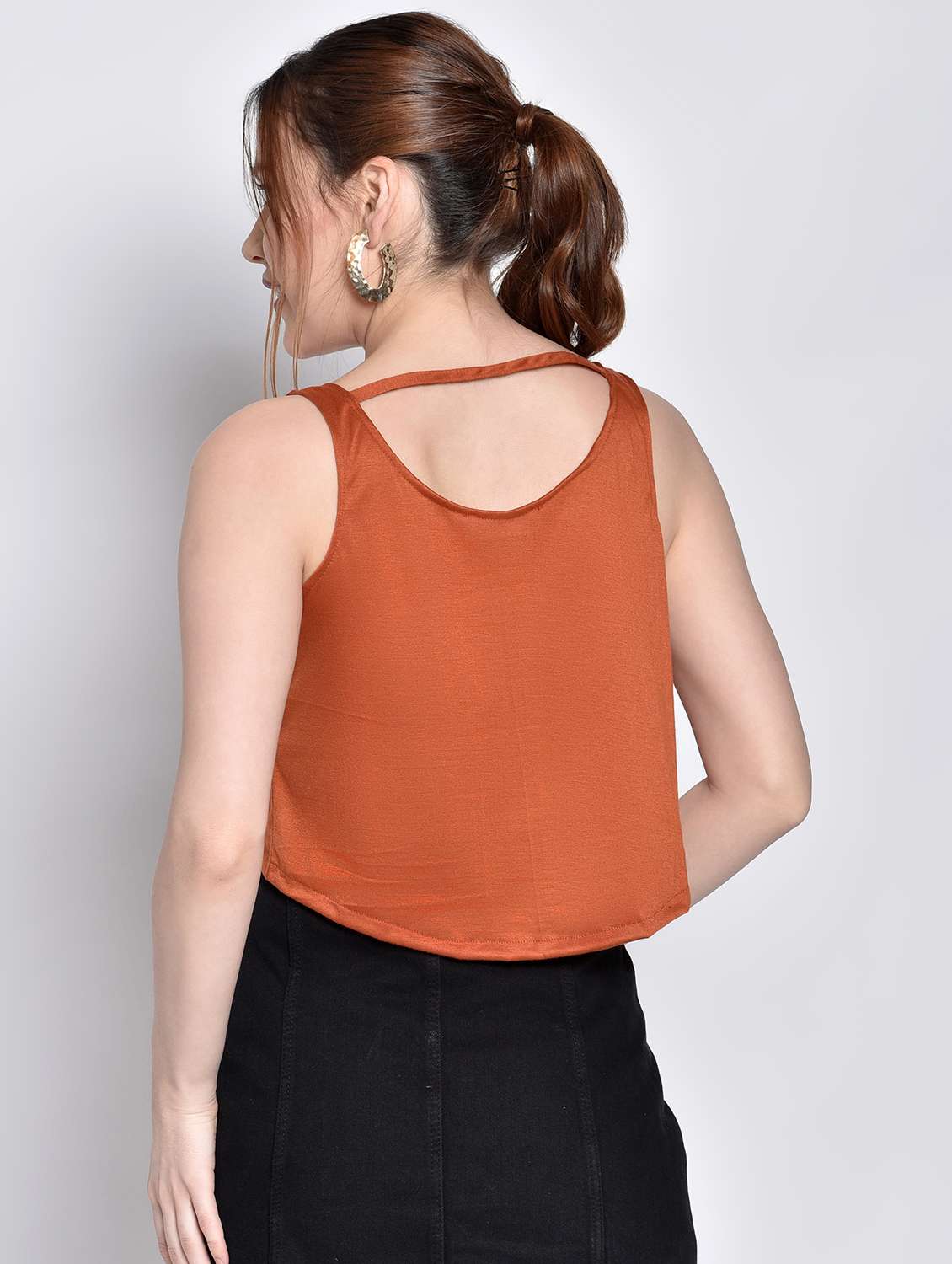 scoop neck crop top  - 17619896 -  Standard Image - 2