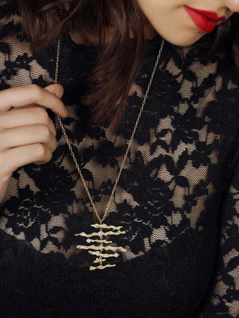 gold plated short necklace - 17637589 - Standard Image - 2