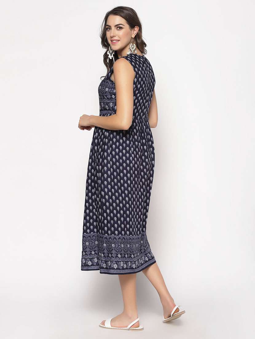 round neck printed dress - 17661236 - Standard Image - 2