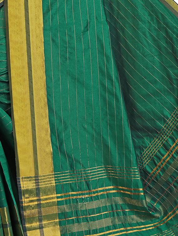 striped woven saree with blouse - 17665989 - Standard Image - 2