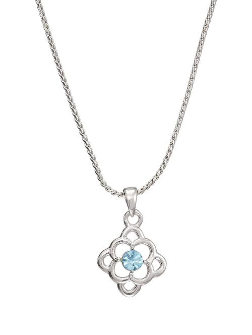silver metal pendant - 17676505 -  Standard Image - 0