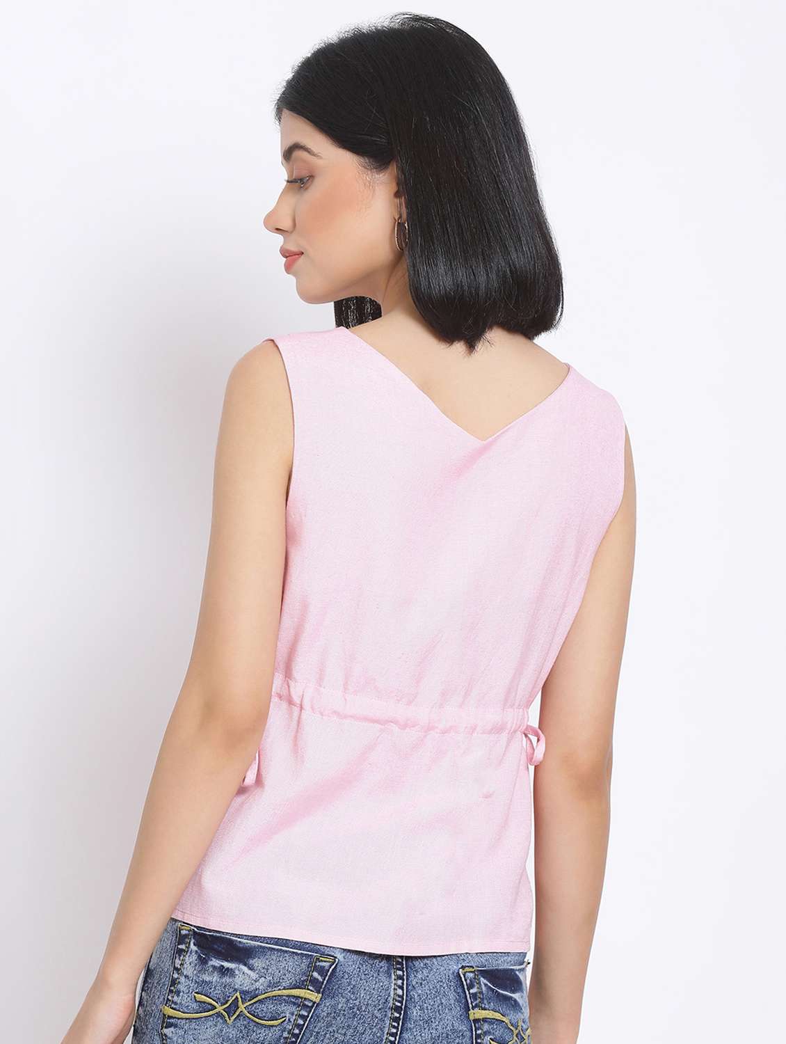 tie knot detail solid top - 17680093 -  Standard Image - 2