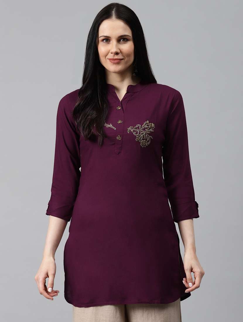 embellished straight kurti - 17714709 - Zoom Image - 0