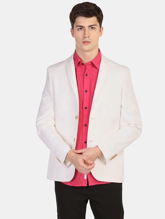 white single breasted casual blazer