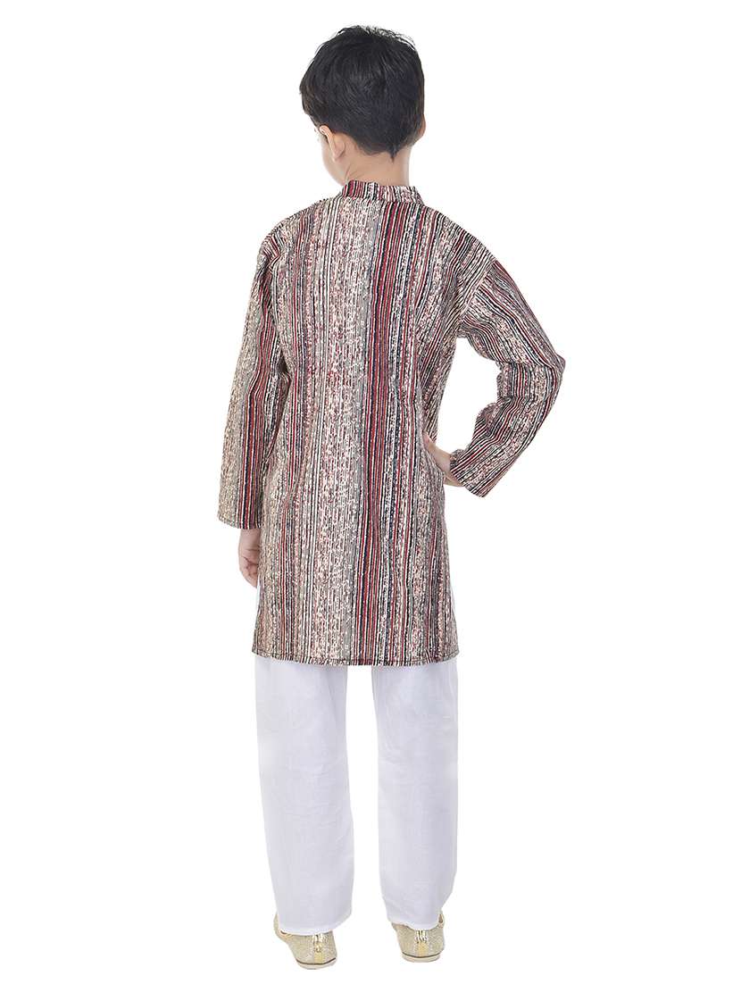 mandarin neck printed kurta with pajama set  - 17734384 -  Standard Image - 2