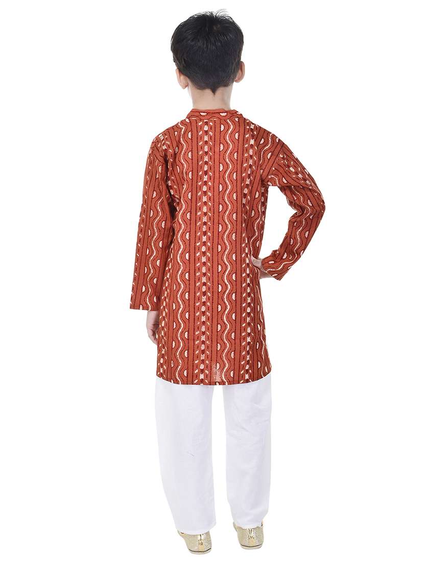 mandarin neck printed kurta with pajama set  - 17734388 -  Standard Image - 2