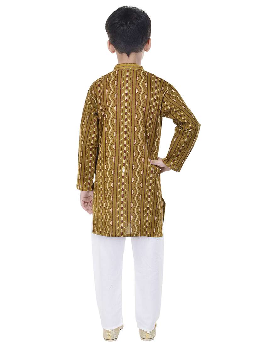 mandarin neck printed kurta with pajama set  - 17734389 -  Standard Image - 2