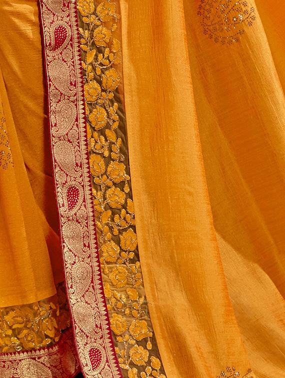 mustard plain saree with blouse - 17734615 - Standard Image - 2