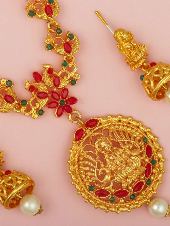 gold pleated brass long necklaces with earring 