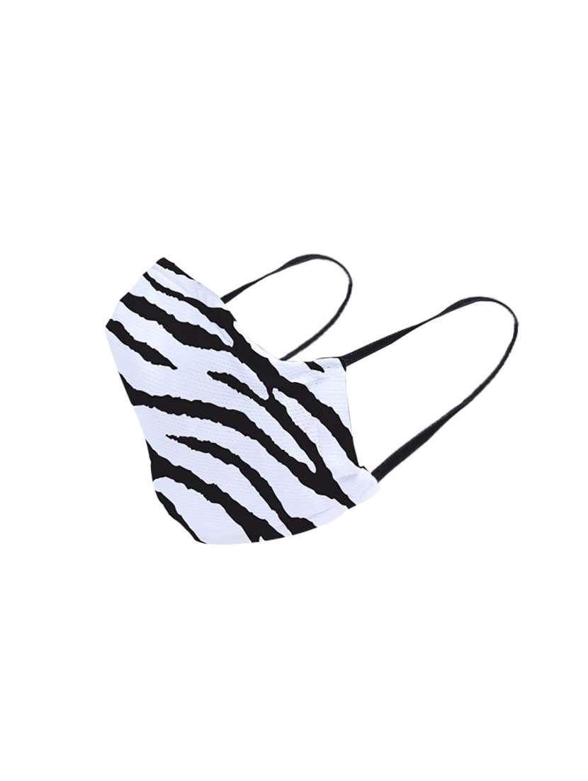 multi colored nonwoven antipollution men mask - 17740376 -  Standard Image - 2