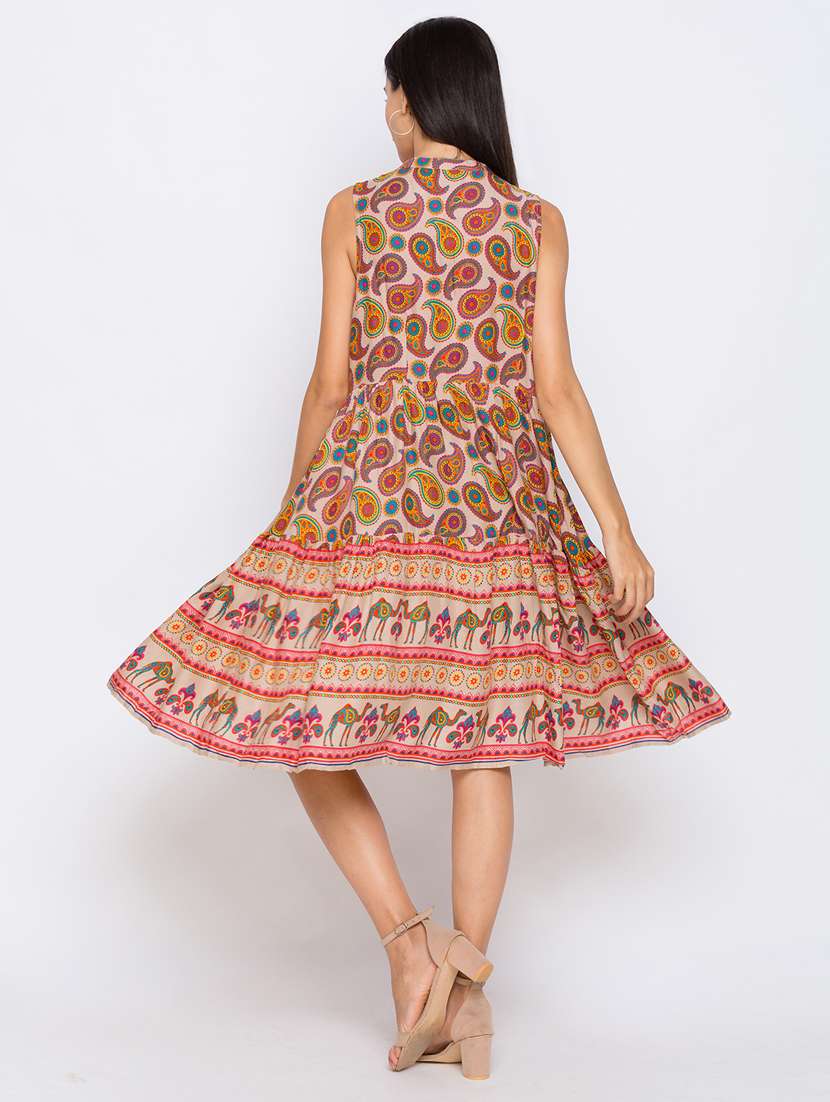 tie up neck paisley dress  - 17742268 -  Standard Image - 2