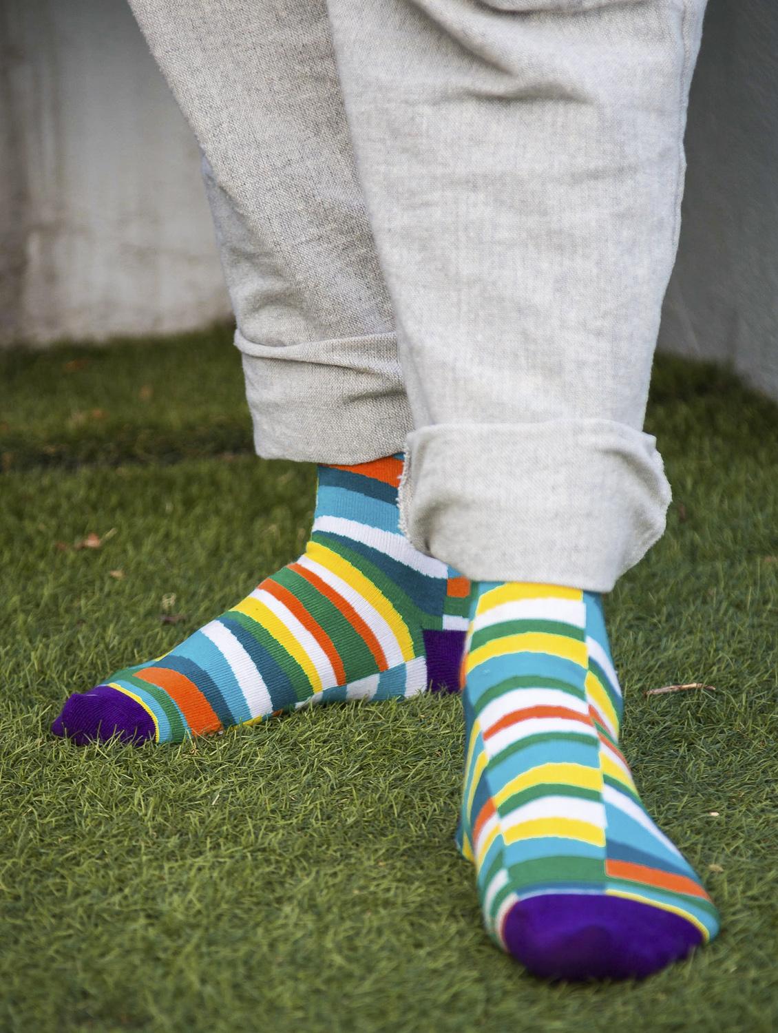 women printed above ankle length sock - 17742852 - Standard Image - 2