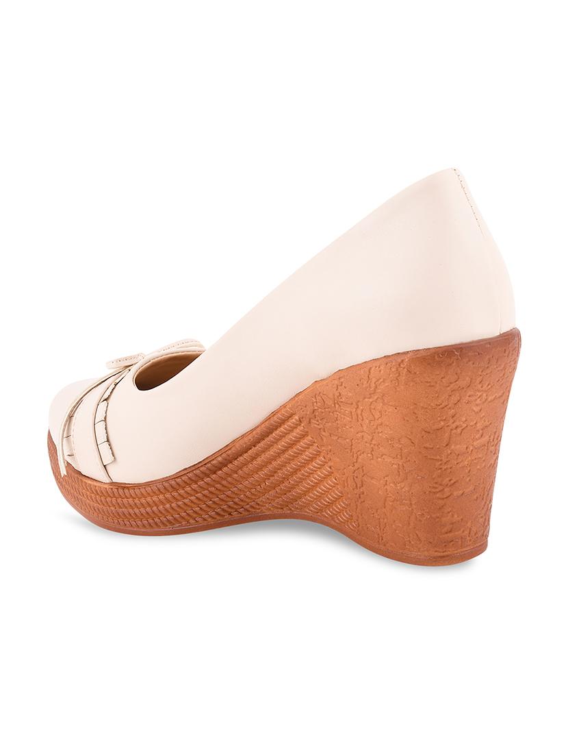 calzado women's casualwear beige color solid pumps heels belliey shoes - 17750968 - Standard Image - 2