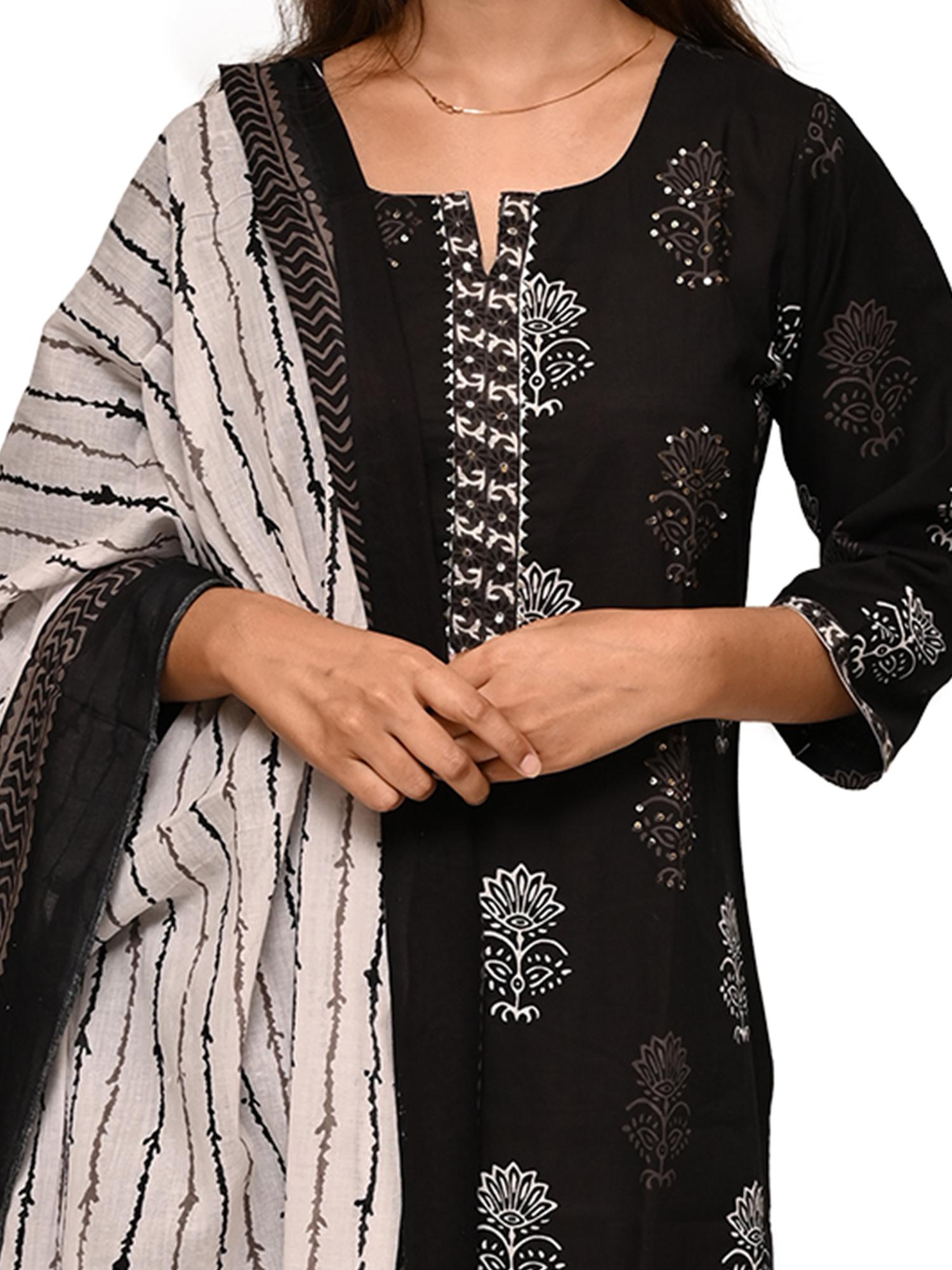 kurta pant dupatta set - 17775063 - Standard Image - 2
