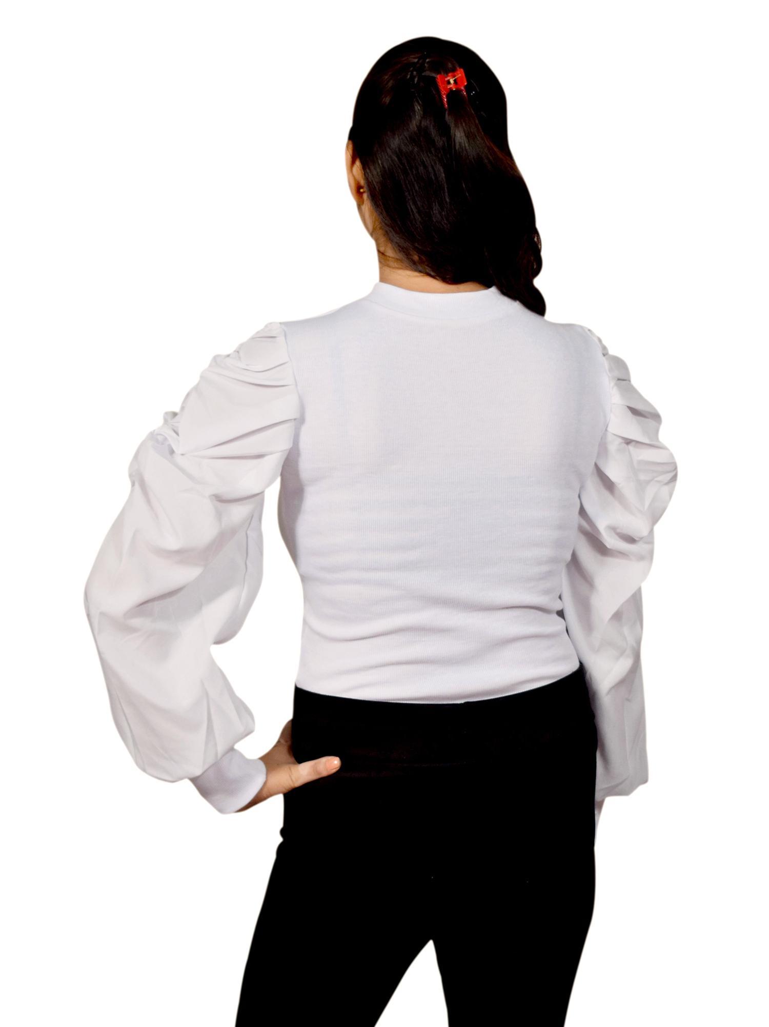 a beautiful puff sleeves top on - 17789855 - Standard Image - 2