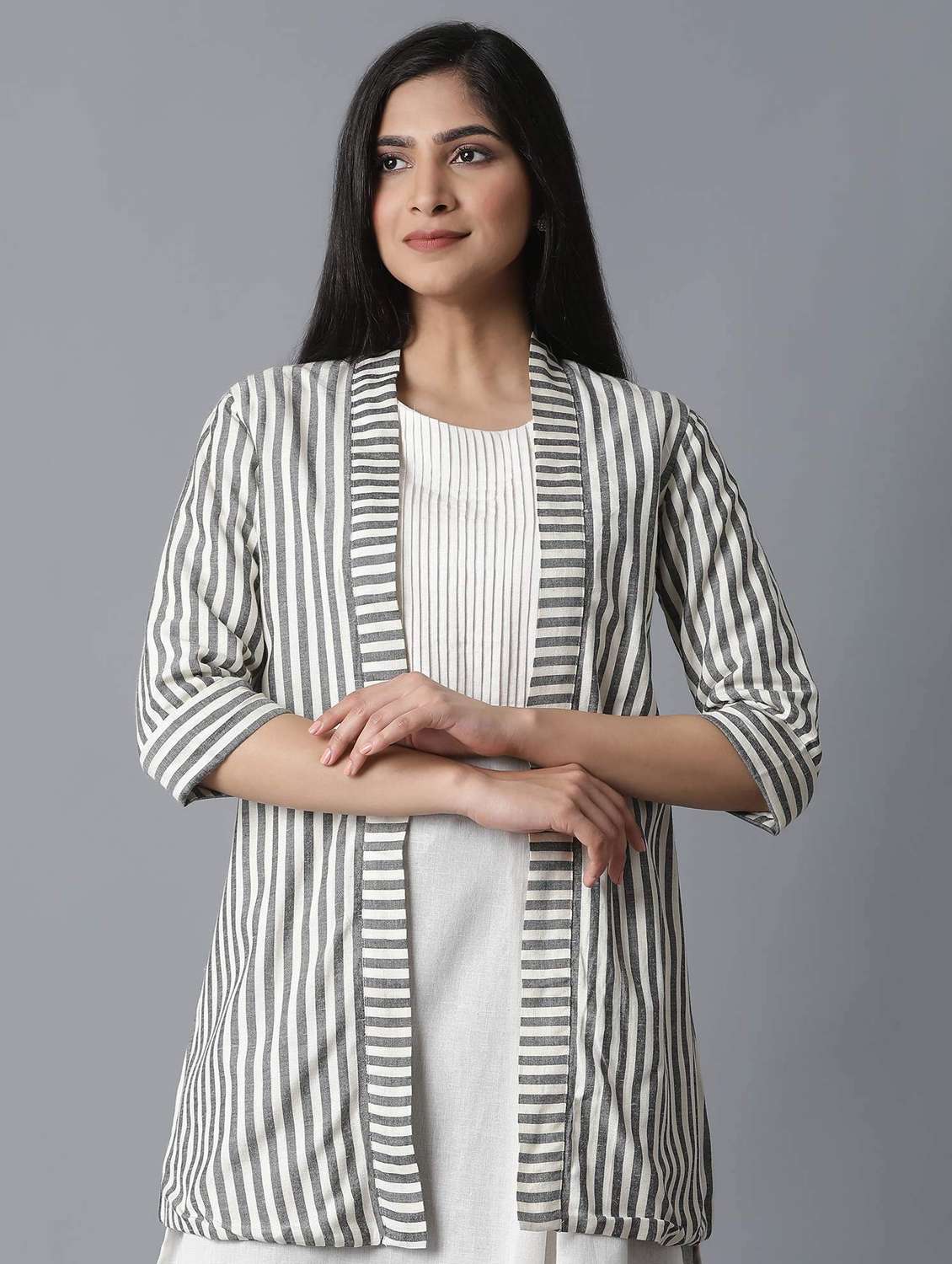 striped regular shrug