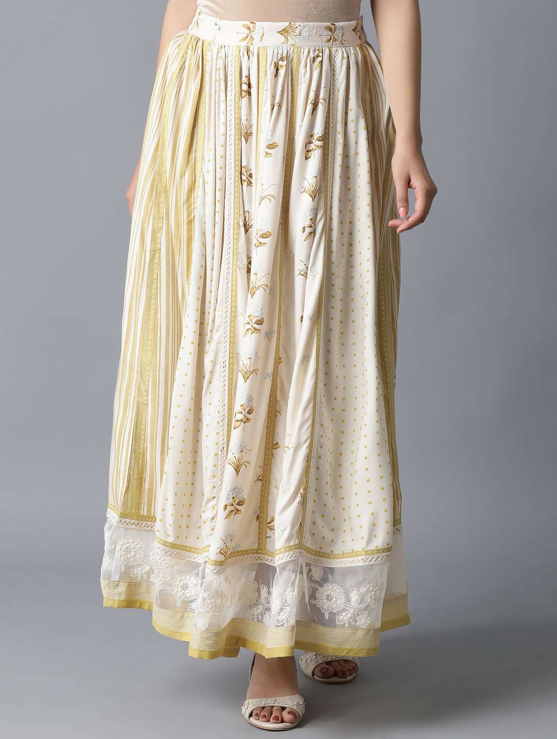 beige viscose flared skirt