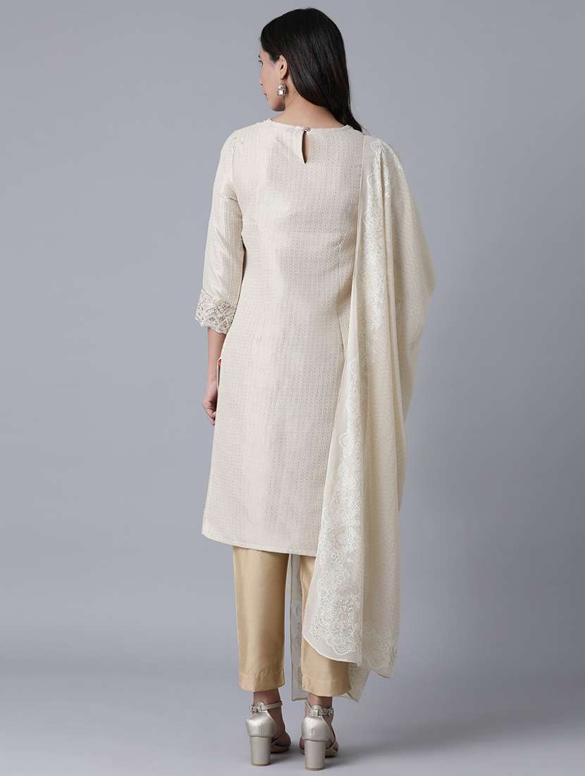 embroidered suit set - 17791417 -  Standard Image - 2