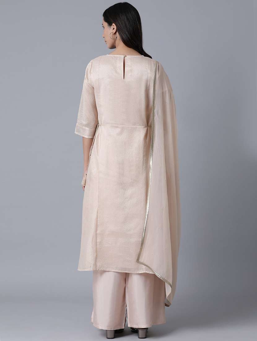 pastel embroidered suit set - 17791418 -  Standard Image - 2