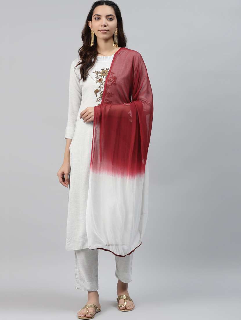 embellished kurta pant set