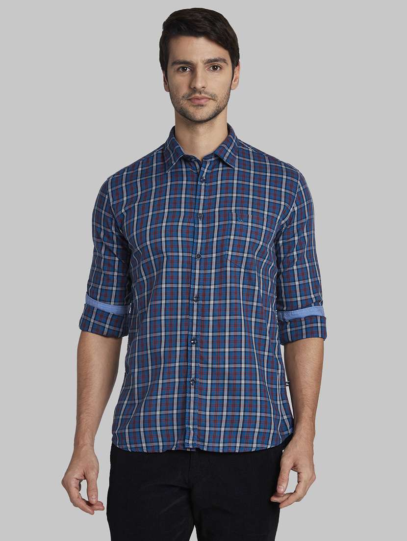 blue checkered casual shirt