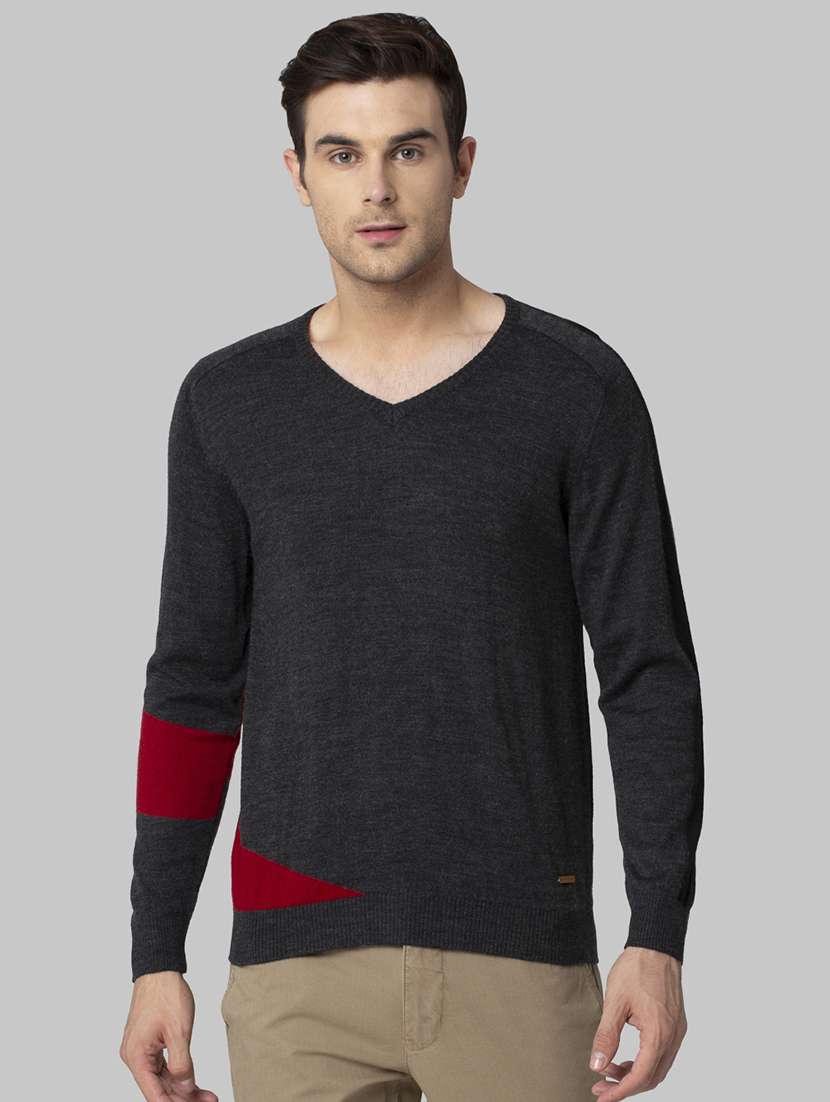 black color block pullover