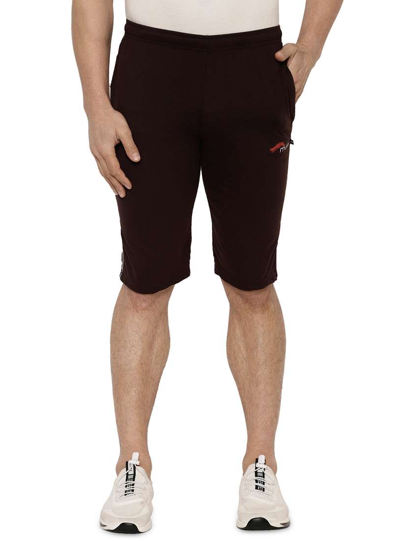 men solid mid rise shorts