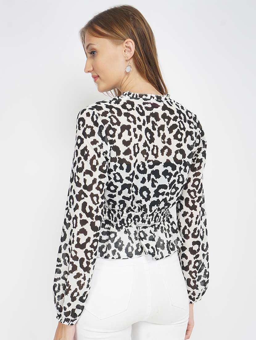 women's crop v neck top - 17822276 - Standard Image - 2