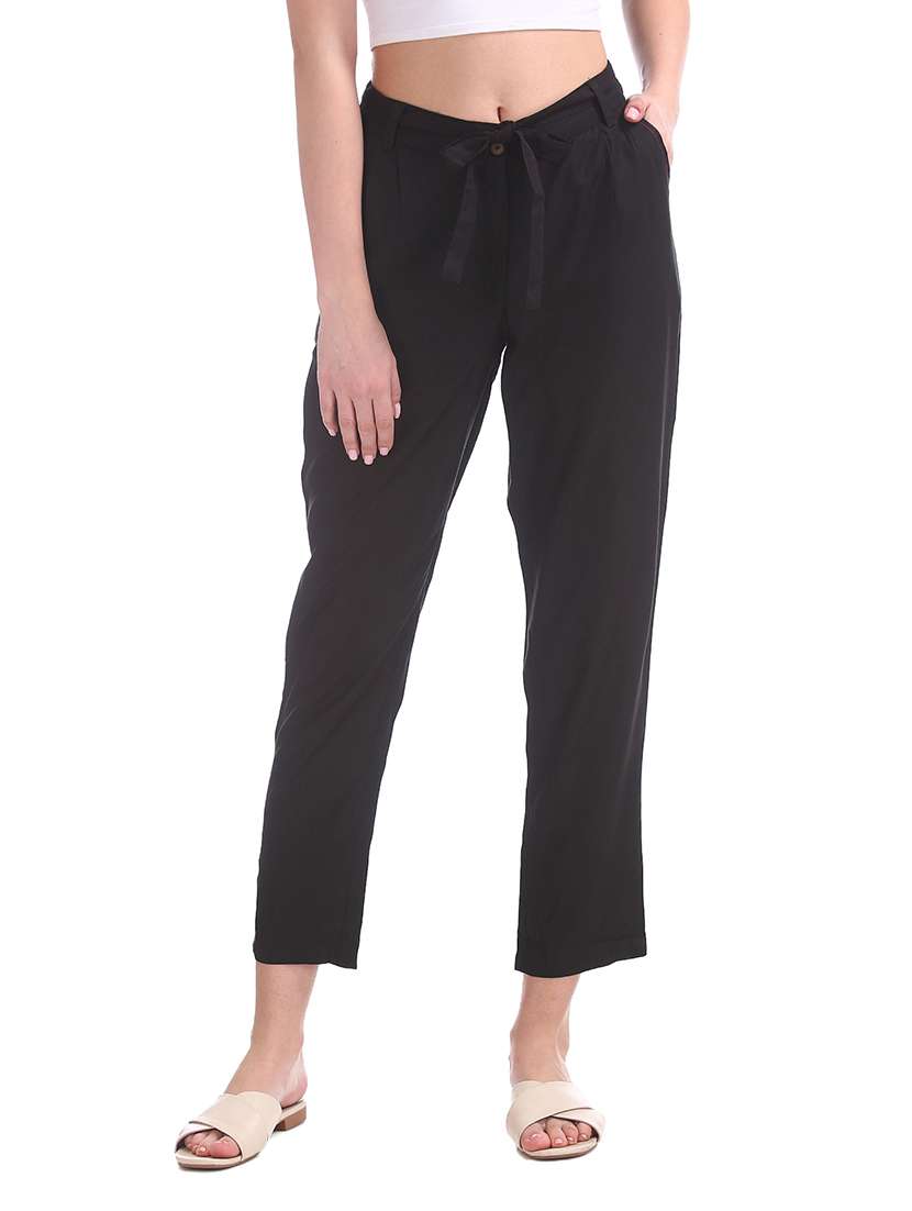 mid rise solid pleated trouser
