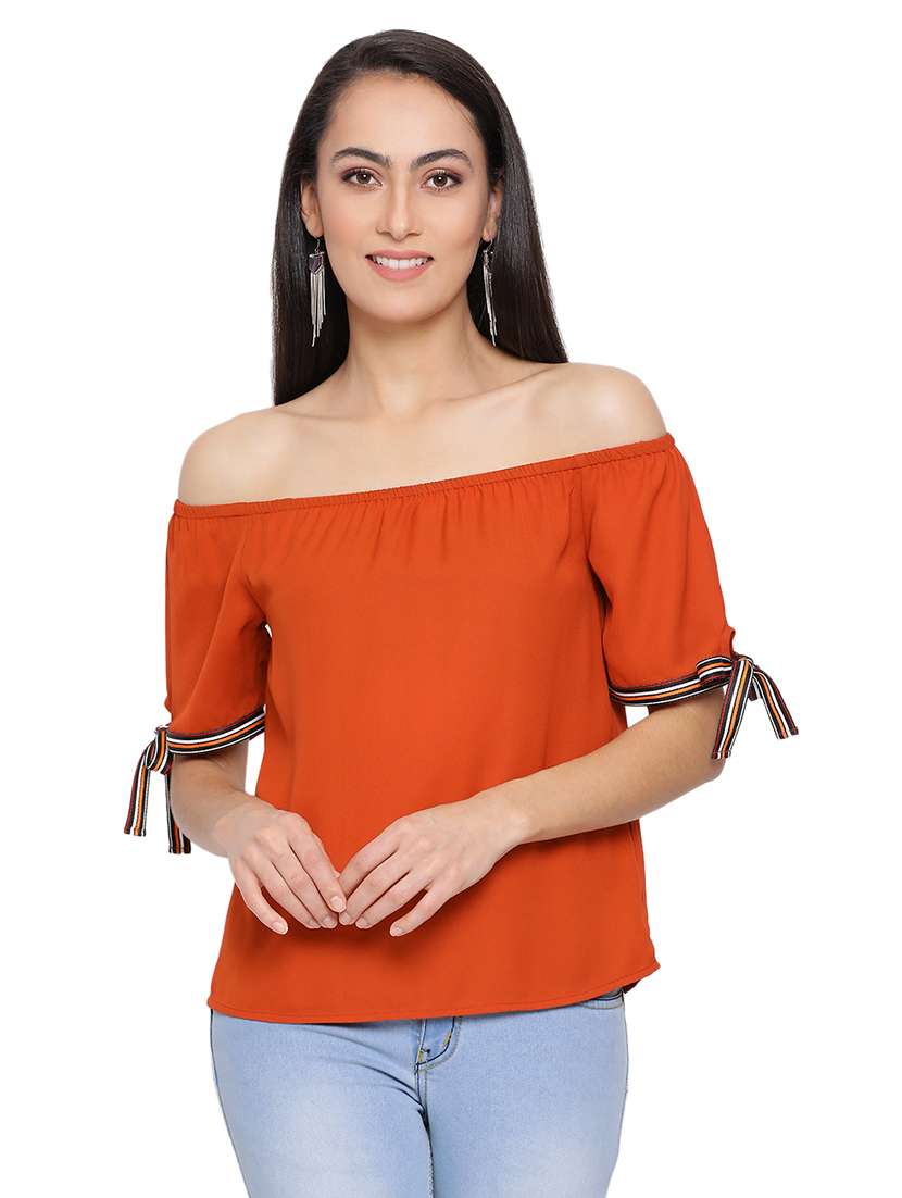 off shoulder tie knot sleeved top