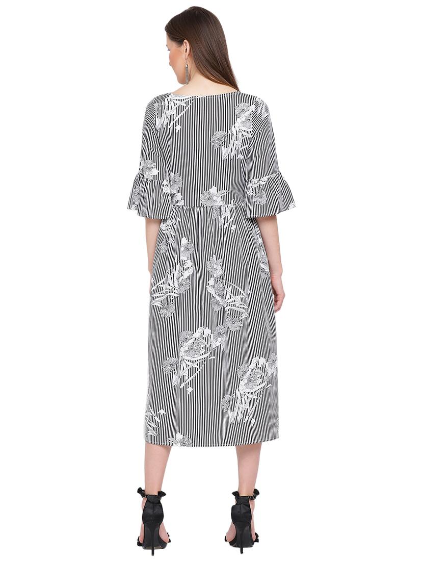 bell sleeved printed top - 17843716 - Standard Image - 2