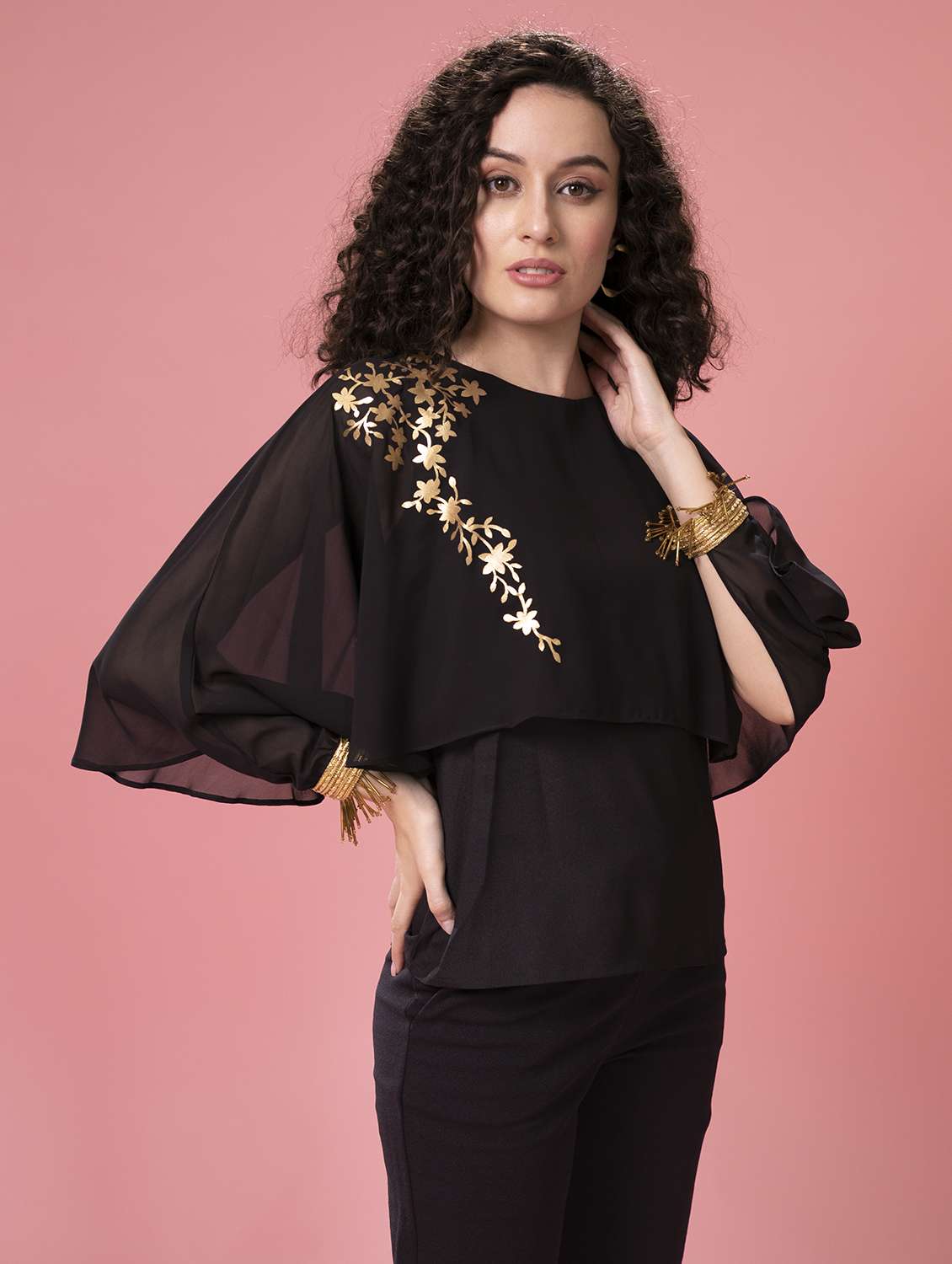 women's layered round neck top