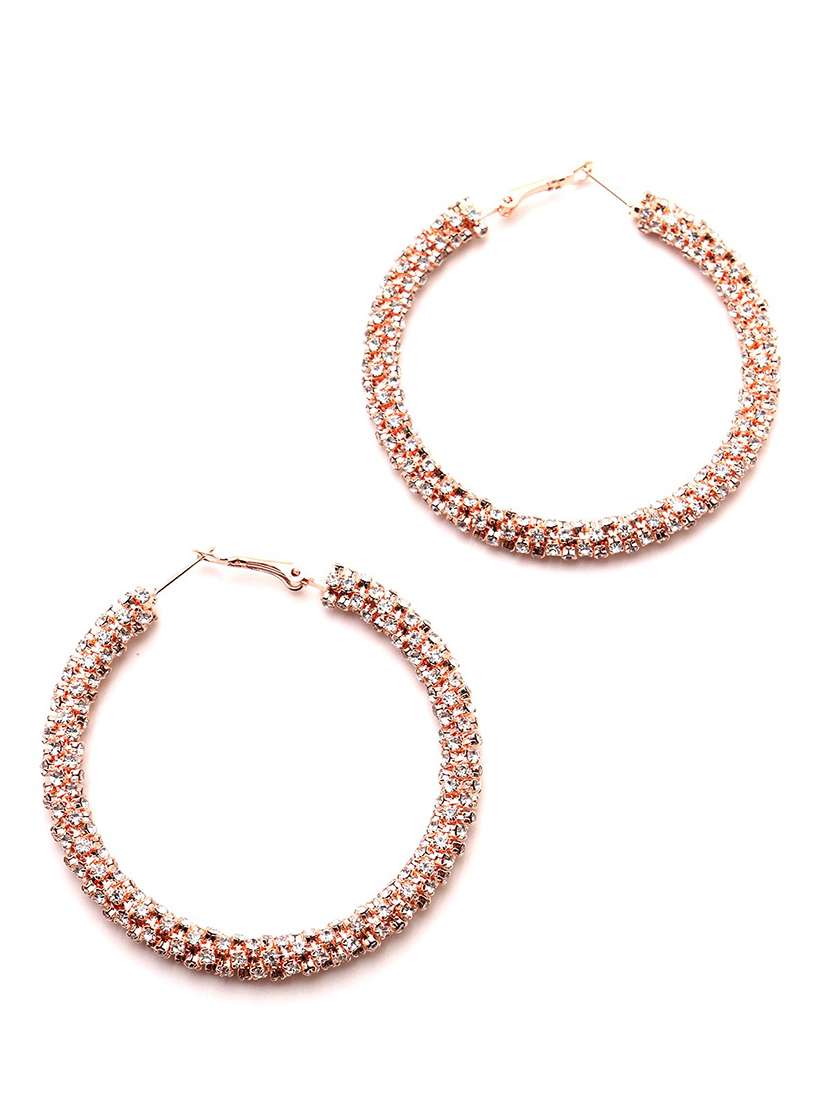 gold metal hoop earring