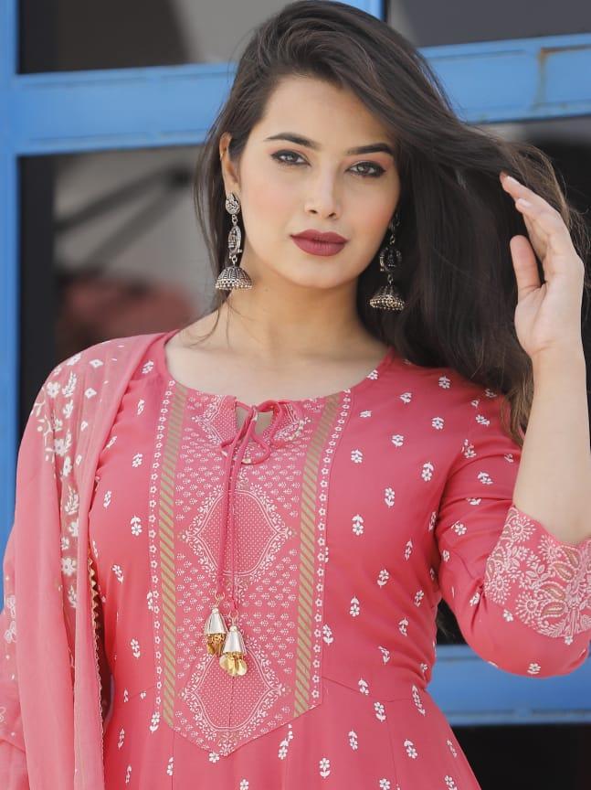 vestoj anarkali kurta and palazzo with mulmul dupatta - 17863737 - Standard Image - 2