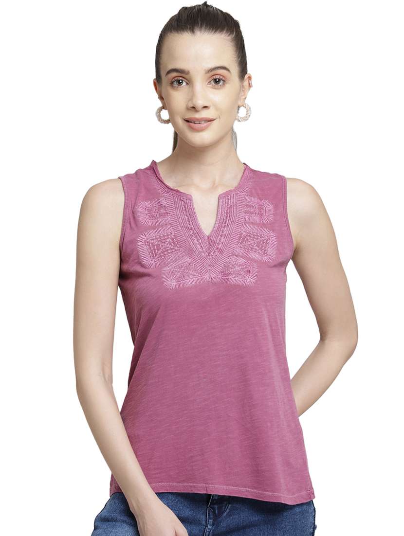 women's straight notch neck top