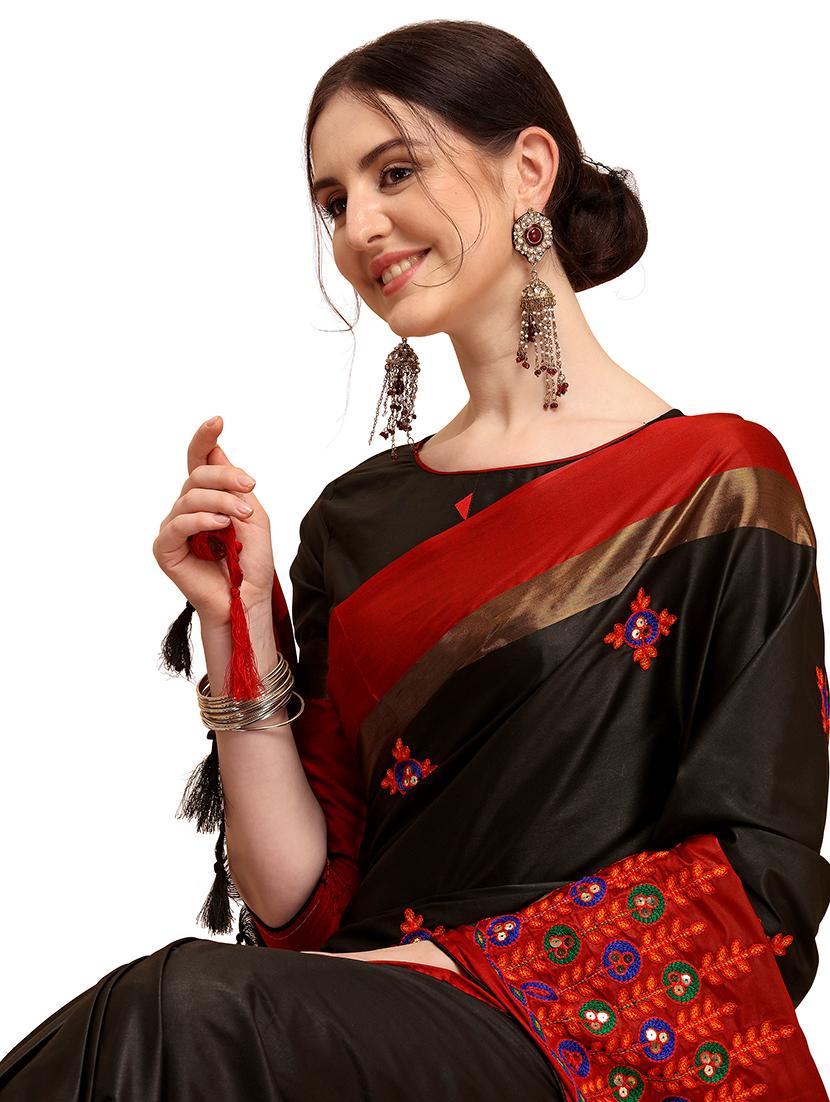 contrast embroidered saree - 17883799 - Standard Image - 2