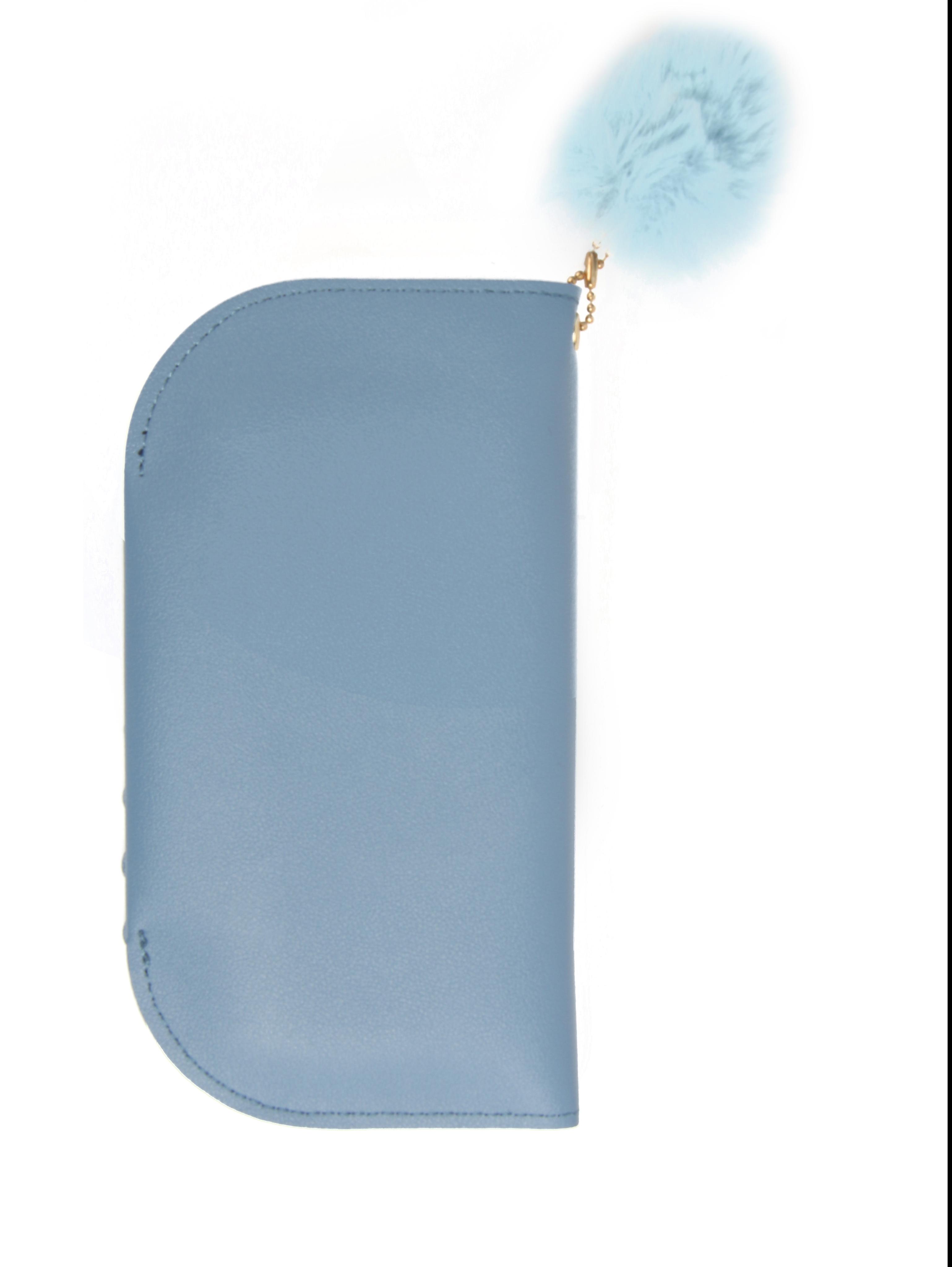 this beautiful hand coin purse comes - 17885378 - Standard Image - 2